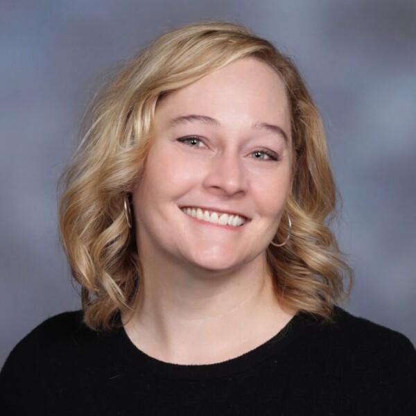 Photo of Suzanne Nell Photo of Suzanne Nell